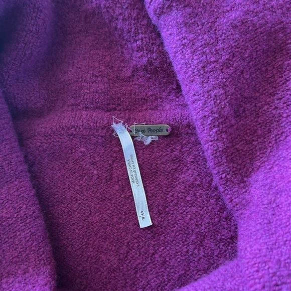 Free People Echo Beach Cowl Neck Wool Blend Sweater In Magenta Size S - Picture 14 of 14